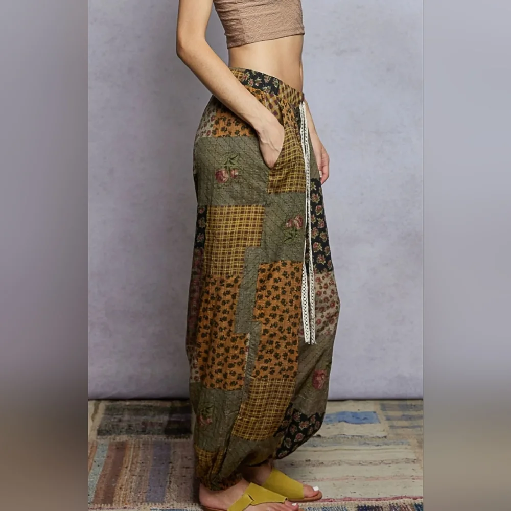 #1089 POL Patchwork Floral Boho Jogger Pants - Picture 2 of 5